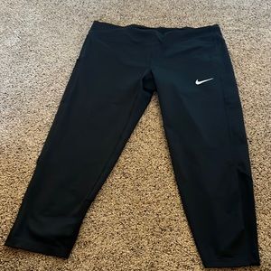 Black Nike Dri-Fit leggings
